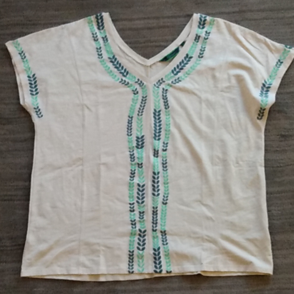Woman's t-shirt